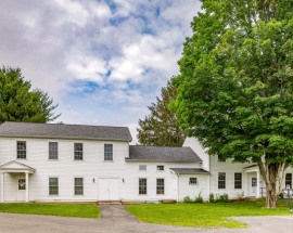 924 Main St