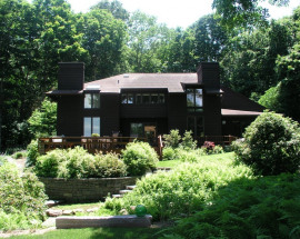 160 River Road
