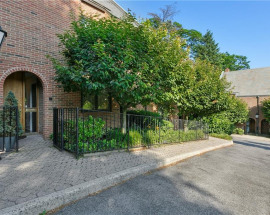 29 Gramatan Court