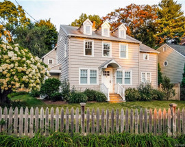 9 Crest Road