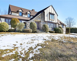 53 Mary Violet Road