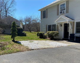 Easton Rental