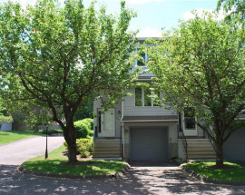 65 Wolfpit Avenue #5A