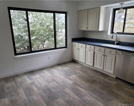 3 Oakwood Avenue #C2
