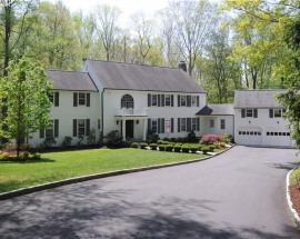 92 Knollwood Lane