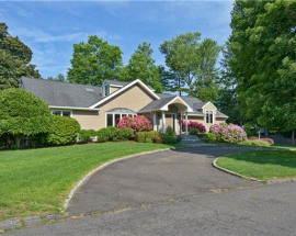 1 Braybourne Drive