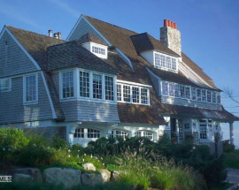 13 Crescent Beach Road