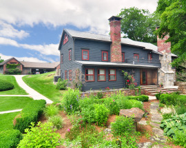 Historic Landmark Colonial