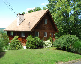 6 Waterview Drive