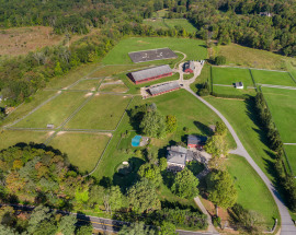 306 Hardscrabble Road
