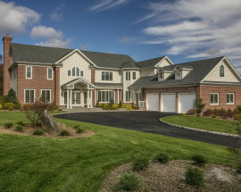 10 Knightsbridge Manor Road