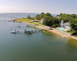 101 Anchorage Drive