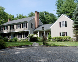 31 Buttonwood Lane