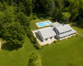 216 Green River Rd