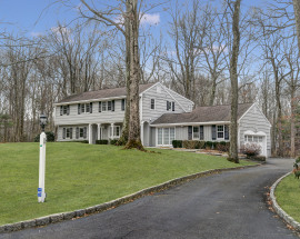 61 Braeburn Drive