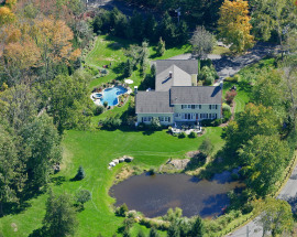 11 Diamond Hill Road