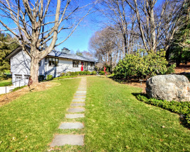 14 Fence Creek Drive