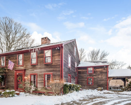 870 Pequot Trail