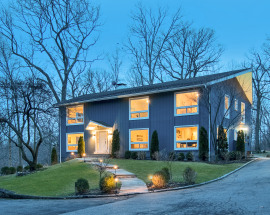 8 Glen Lane