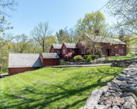 43 Old Easton Turnpike