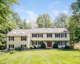 6 Stoneboat Road