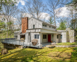 4 Castle Hill Rd