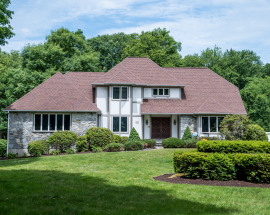 11 Racebrook Drive