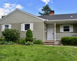 8 Diamond Drive