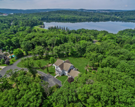 51 Middle River Road