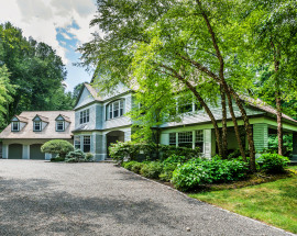 Elegant Shingle-style Home In Premier Candlewood Lake Community