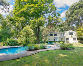7 Cedar Hills