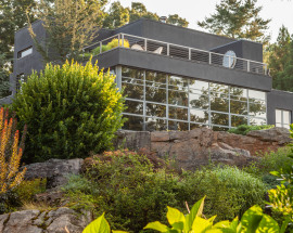 6 Juniper Point Road