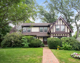 54 Greenacres Avenue