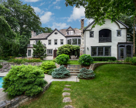 1578 Ponus Ridge