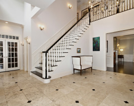 77 Bayberry Lane