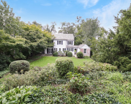 5 Rivercrest Road