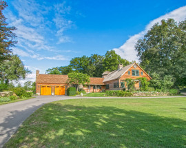 79 Pine Woods Road