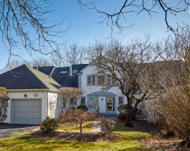 16 Brook Hills Circle