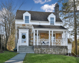 95 Willow Avenue
