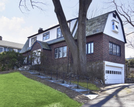 250 1st Street