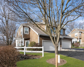 9 Wyldwood Drive