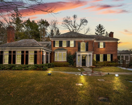 19 Andrews Road