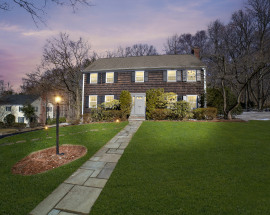 16 Old Farm Lane