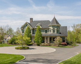 31 Stuart Road East