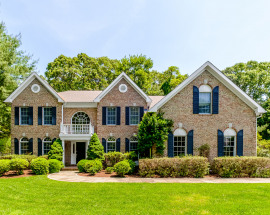 270 Acorn Lane