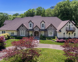 23 Meadowlark Road
