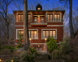 301 Hudson Terrace