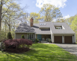 15 Colonial Drive