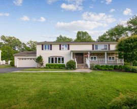 4 Regency Drive