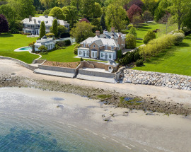 82 Beachside Avenue